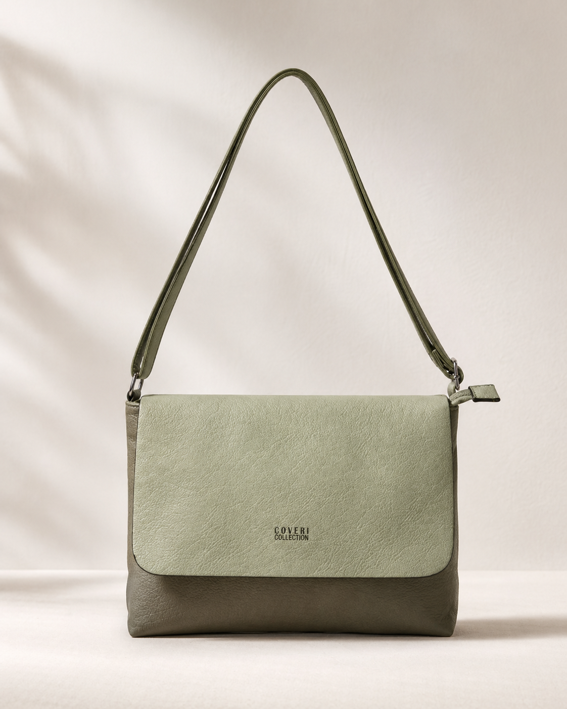 Borsa Soft Chic con Patta